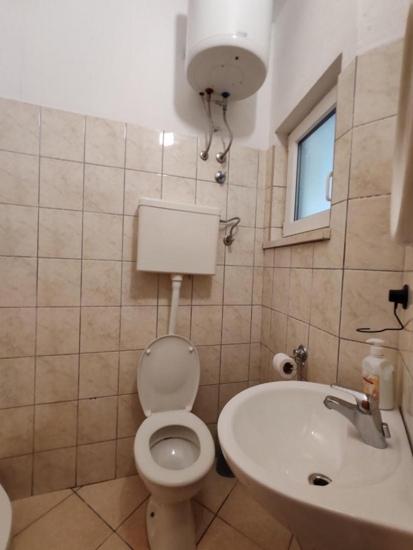 Apartmani I Sobe Brancin نيوم المظهر الخارجي الصورة