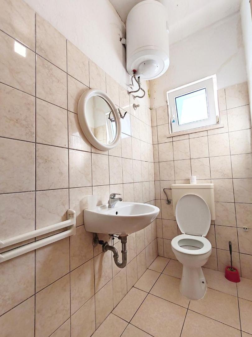 Apartmani I Sobe Brancin نيوم المظهر الخارجي الصورة